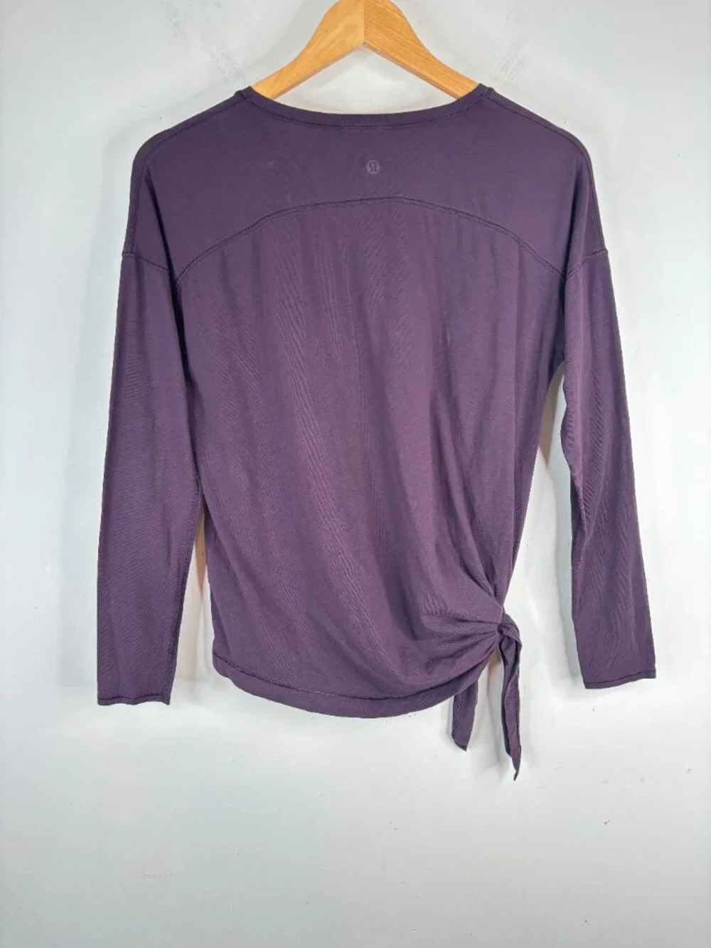 Lululemon To the Point Long Sleeve Top 6 Purple Pima Cotton Side Tie Knot Yoga